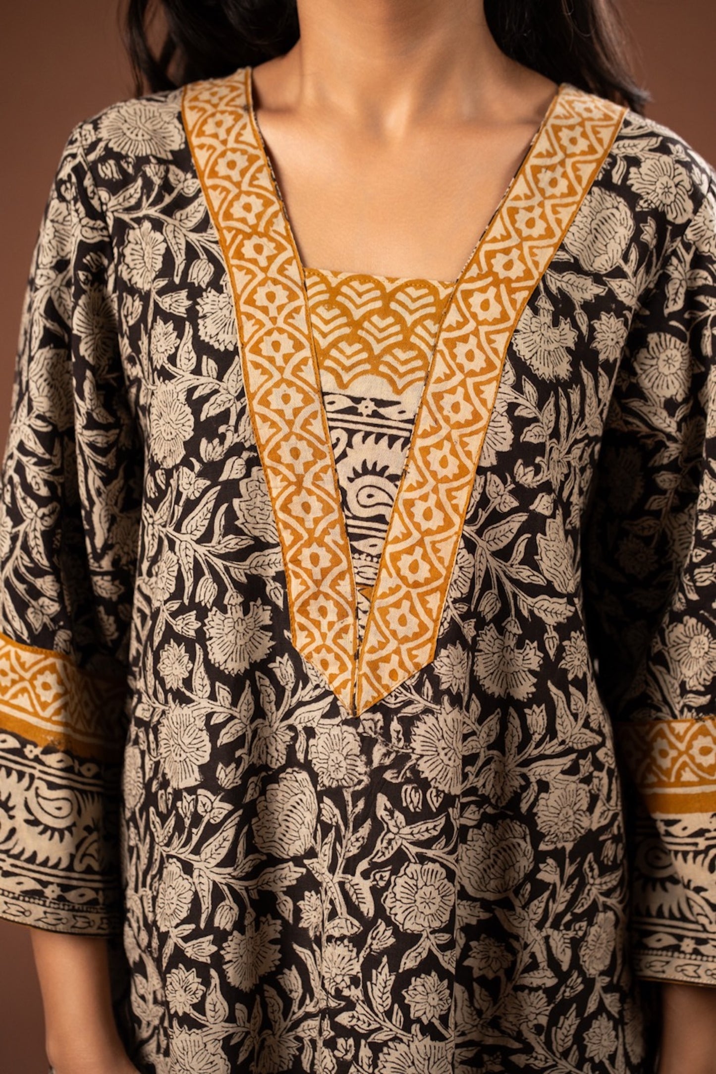 Raag Kalamkari Choga Set – Cotton Roots