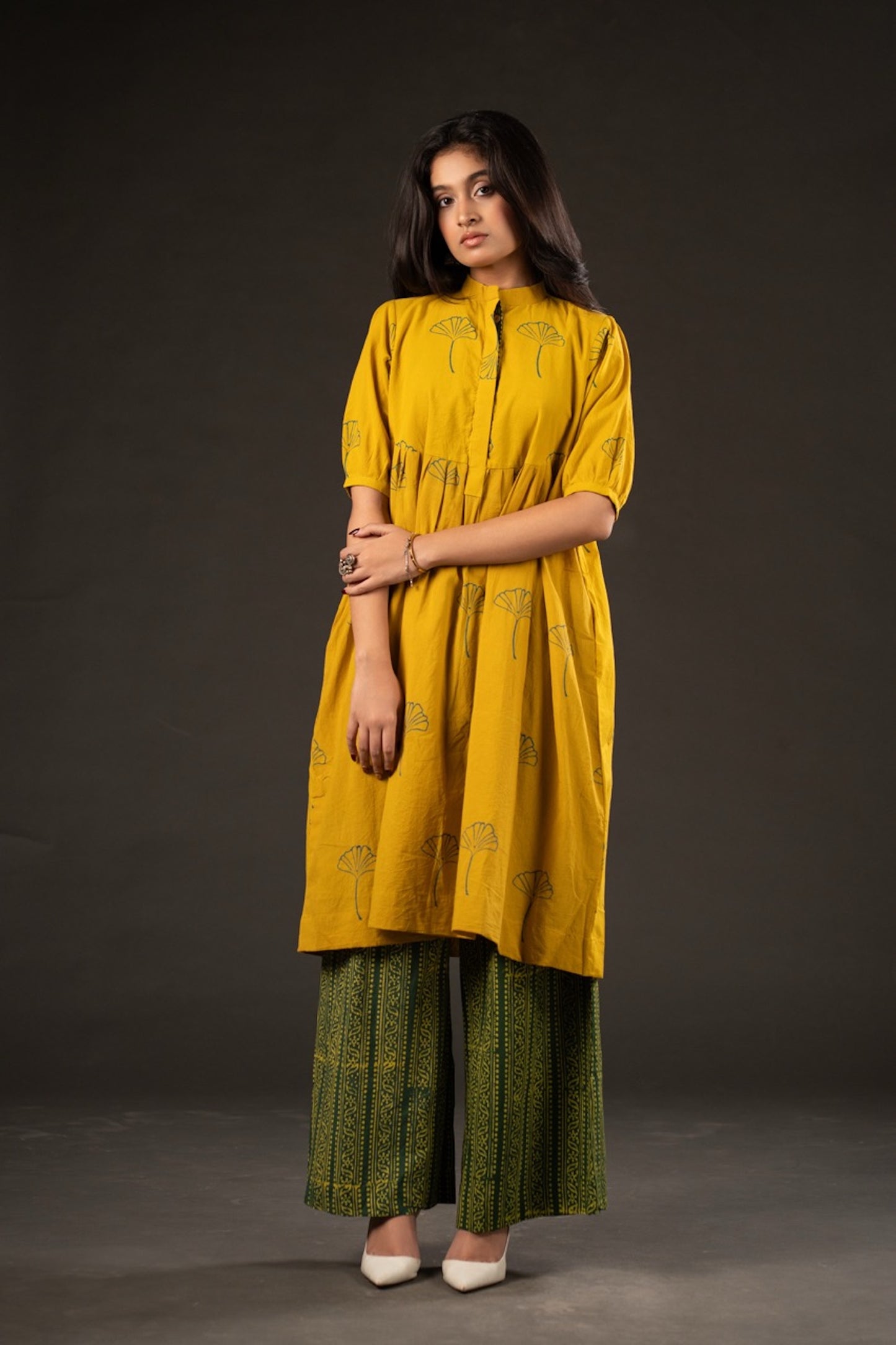 Hari Rangrez Kutch Set – Cotton Roots