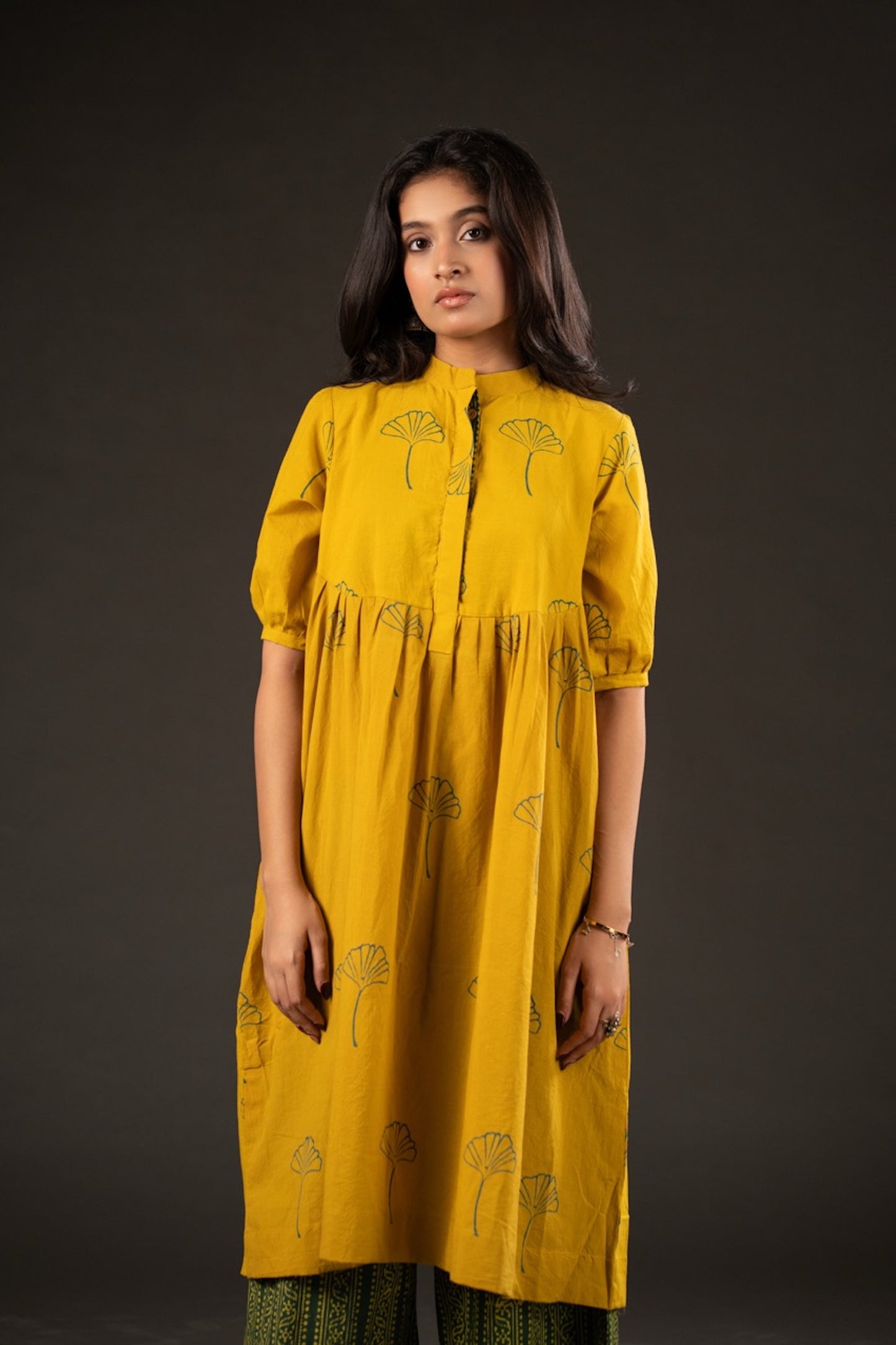 Hari Rangrez Kutch Set – Cotton Roots