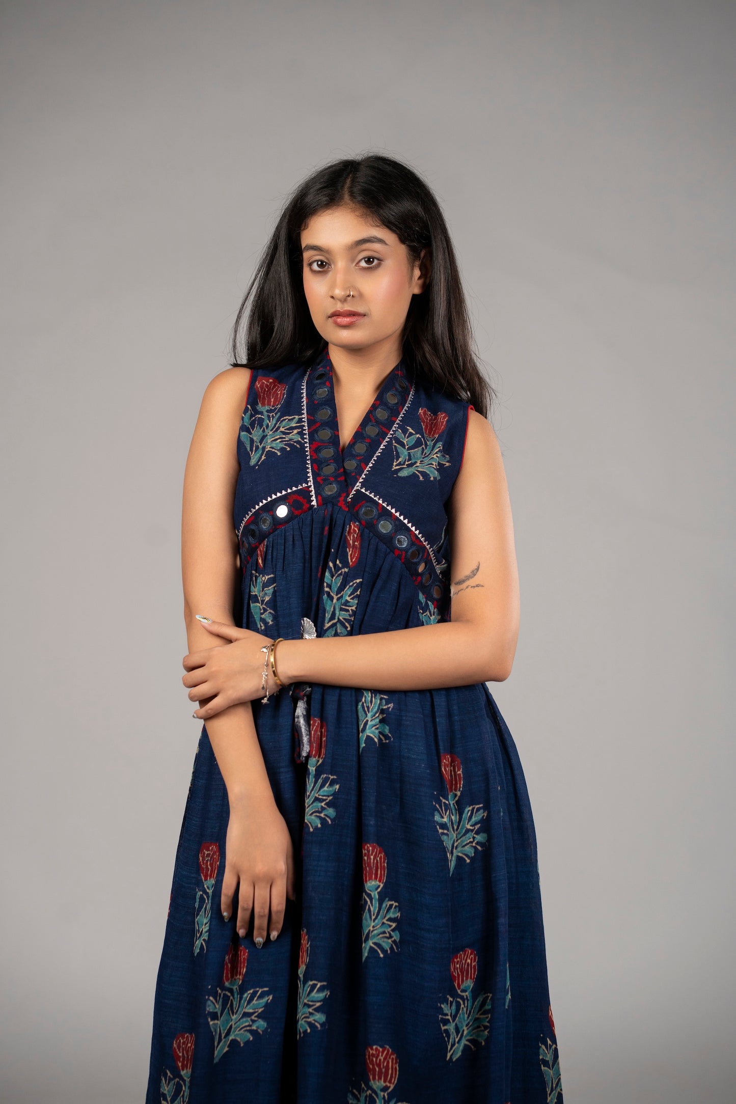 Neel Aaina Kurta Set
