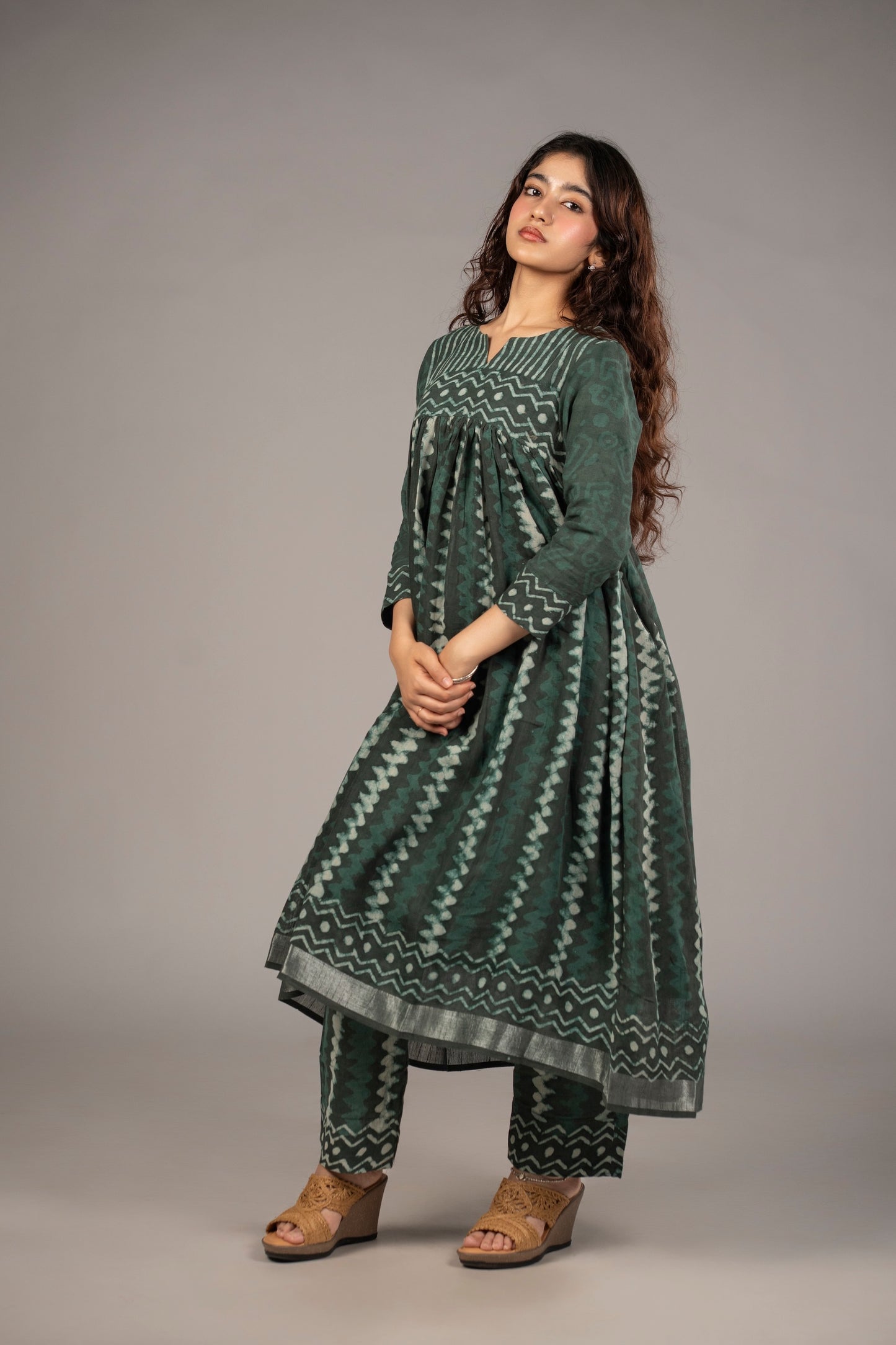 Zamrud Kediya Kurta Set