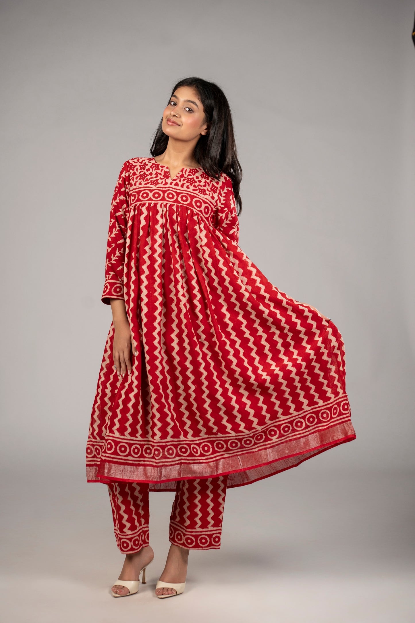 Laal Riwaayat Kediya Set