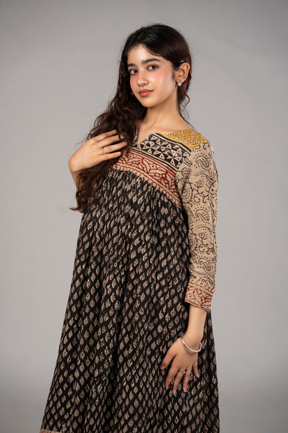 Noir Ajrakh Kediya Set