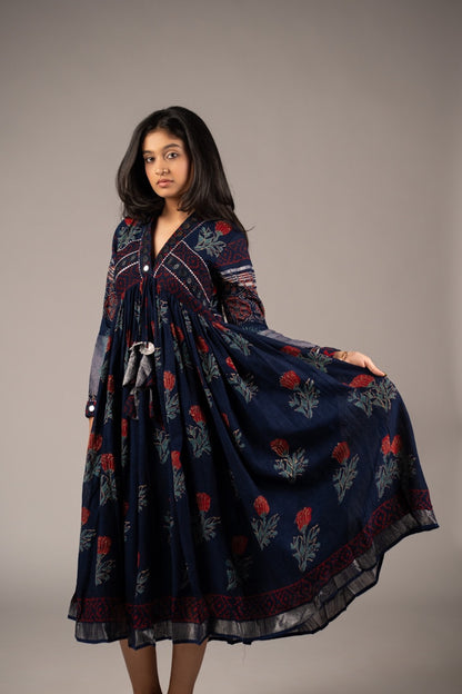 Noor-e-Neel Dress