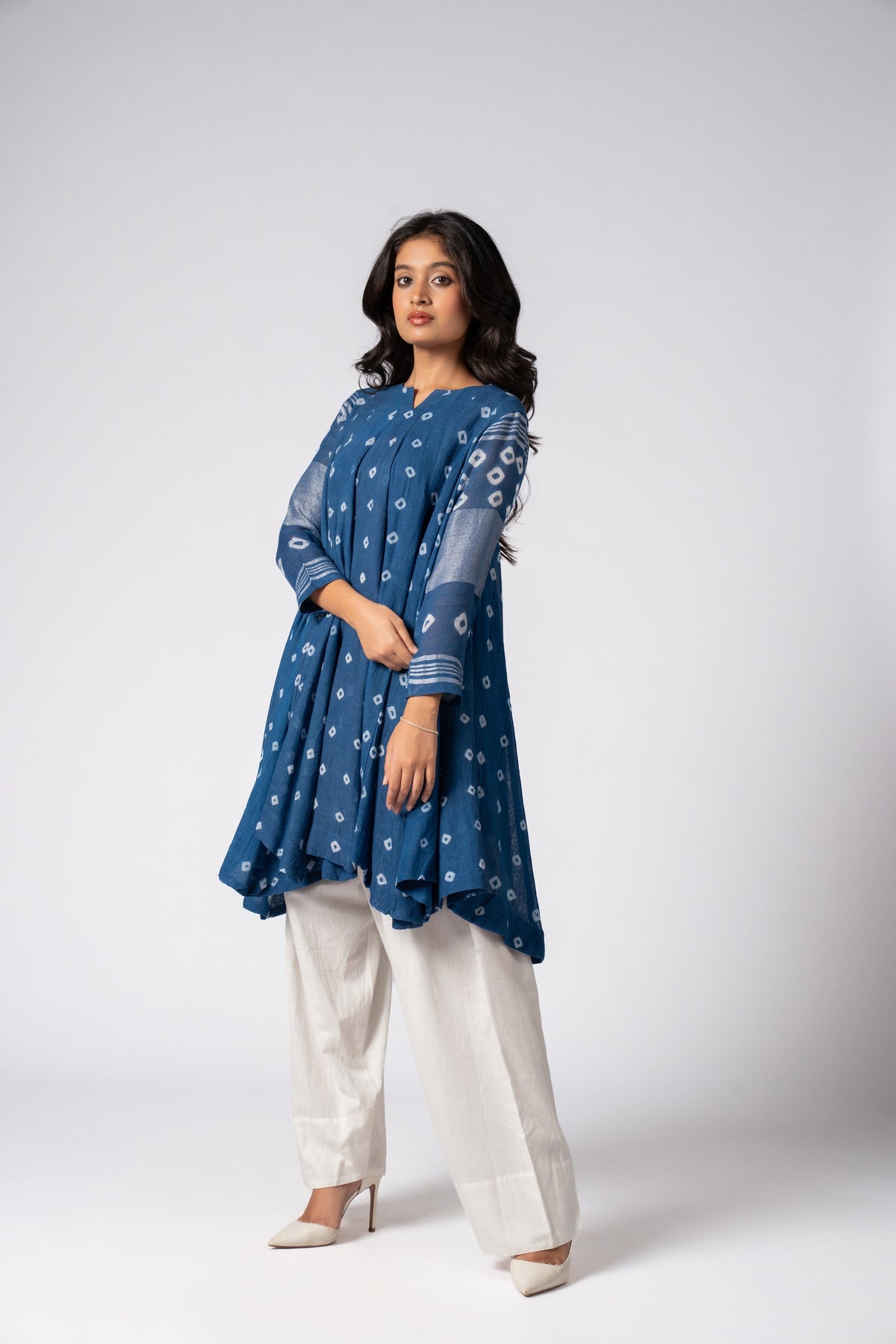 Neelrekha Bandhani Flare Kurta