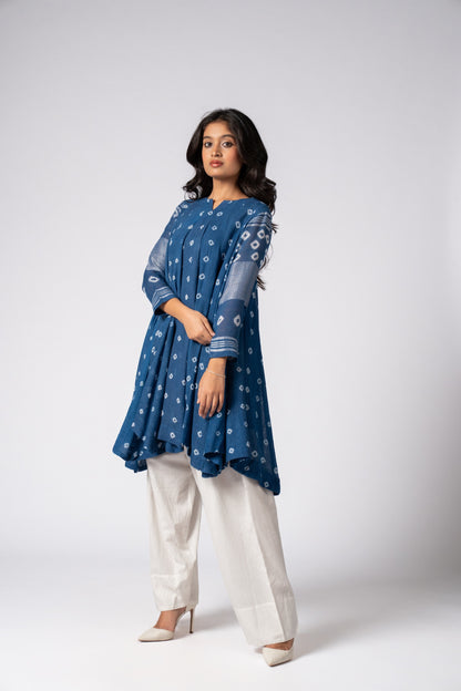 Neelrekha Bandhani Flare Kurta