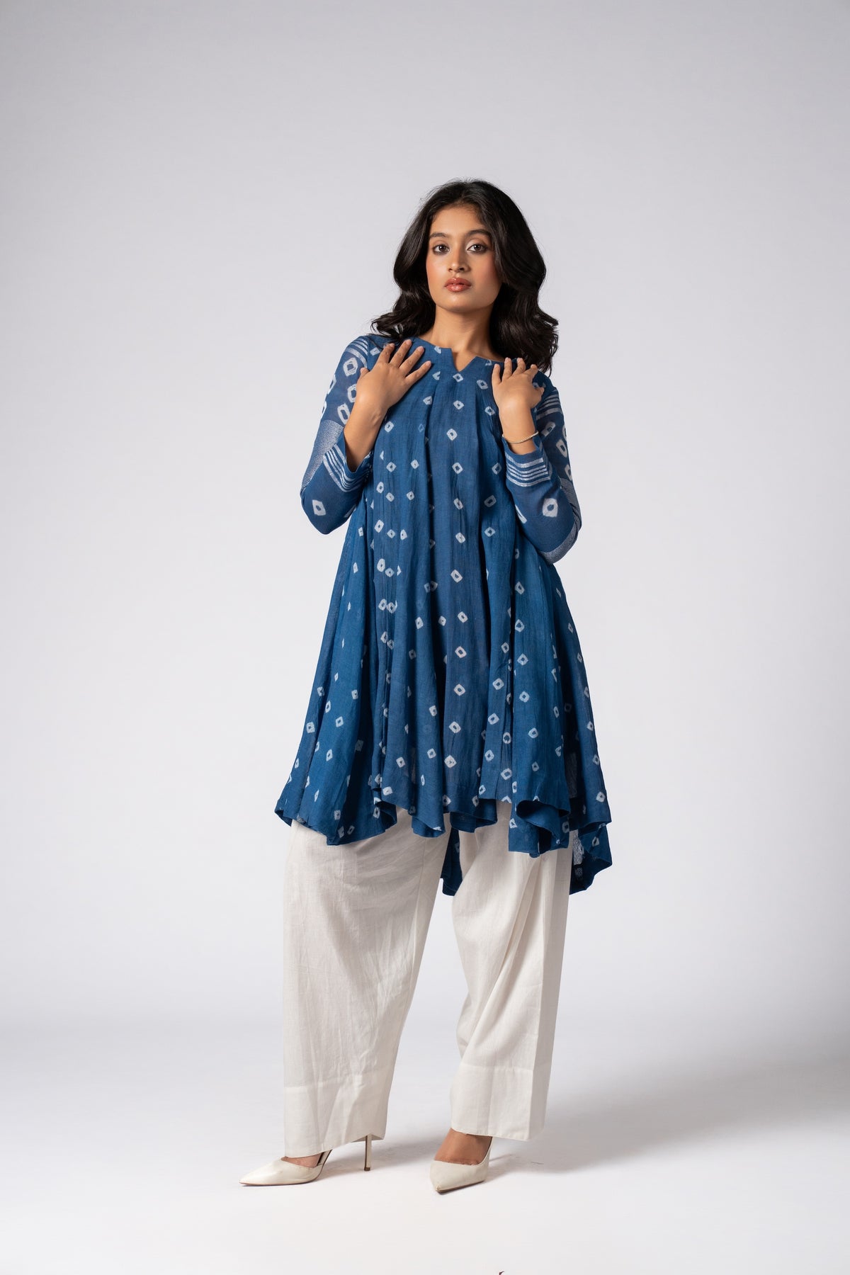 Neelrekha Bandhani Flare Kurta