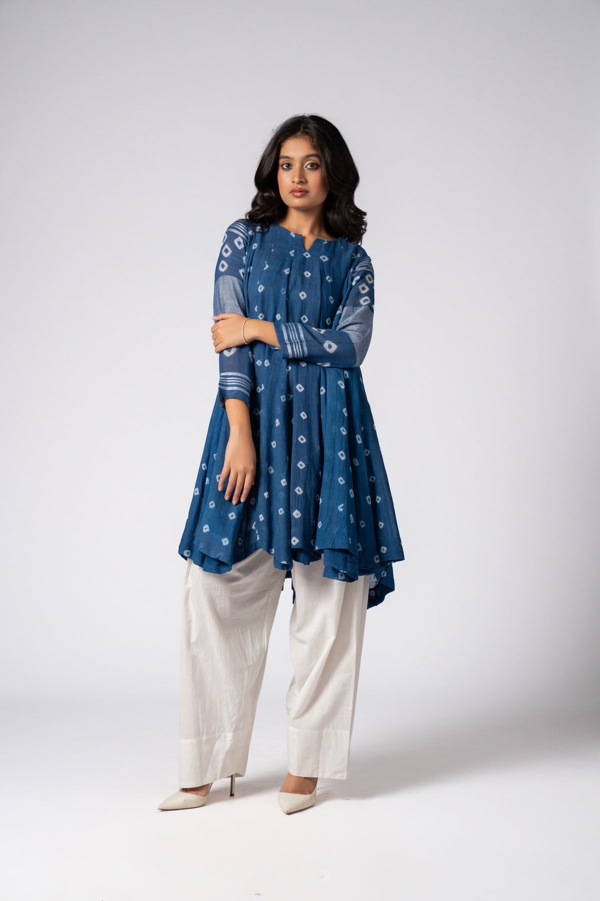 Neelrekha Bandhani Flare Kurta