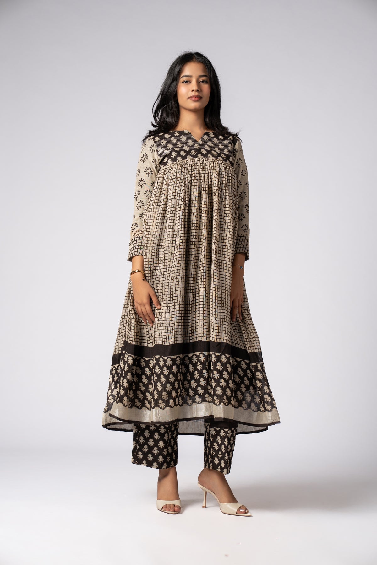 Mehrab Kediya Pant Kurta Set