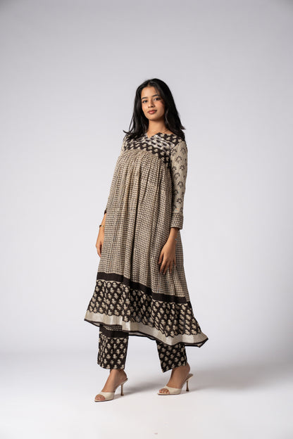 Mehrab Kediya Pant Kurta Set