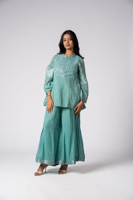 Aab-e-Turq Kali Sheesh Co-ord Set