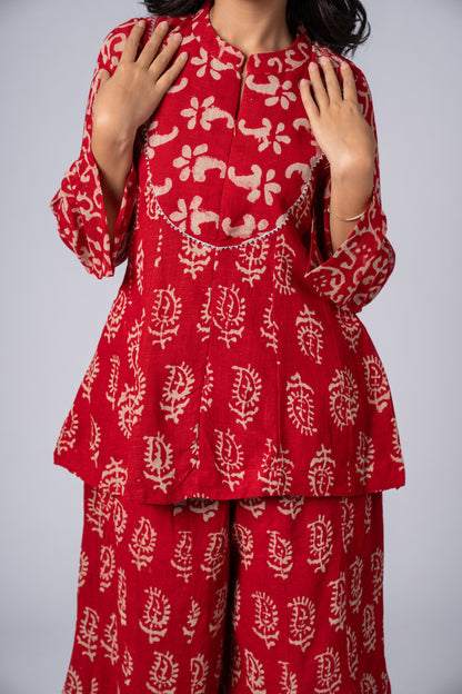 Gulraaz Kali Co-ord Set