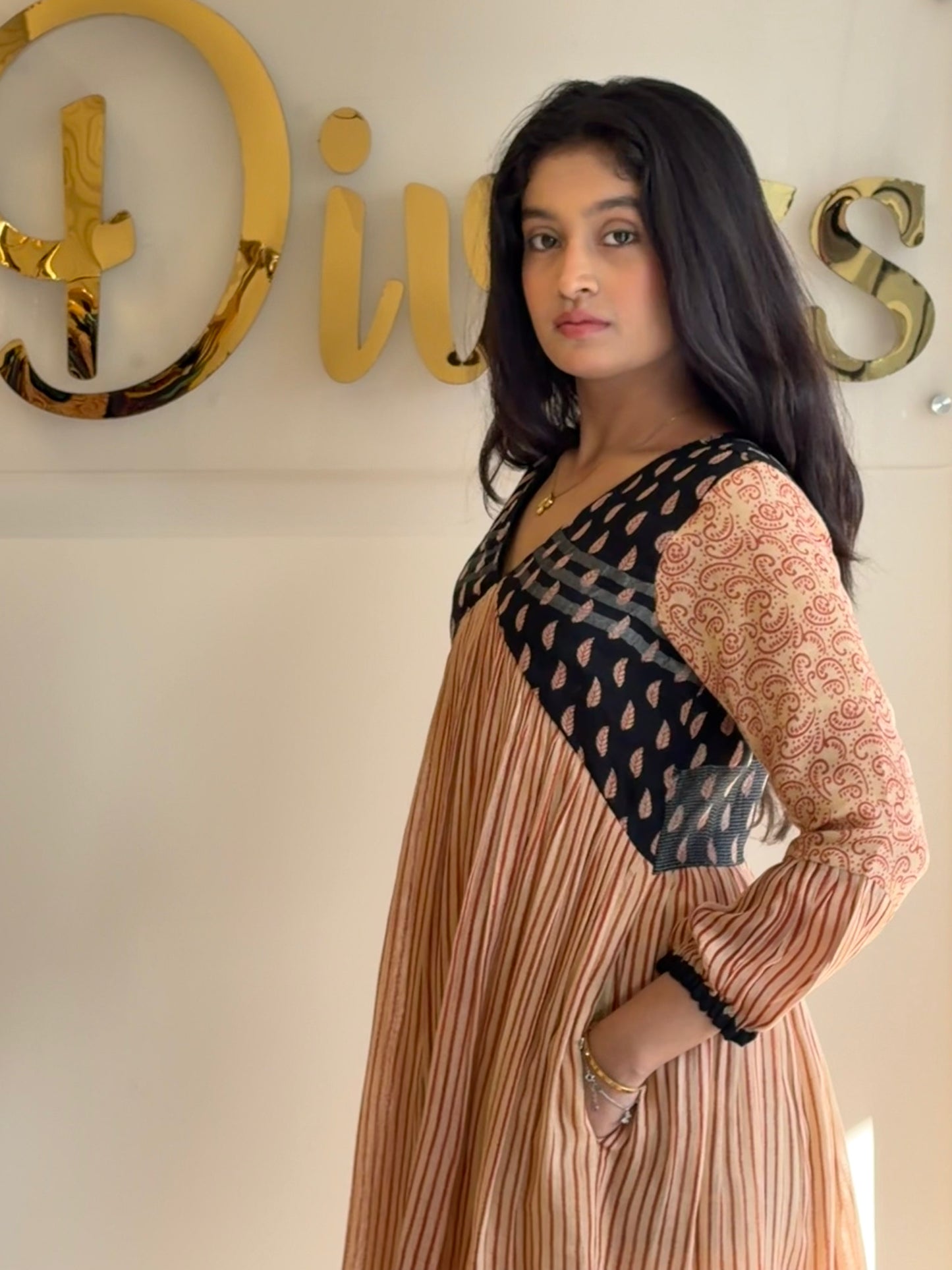 Ivory Laal Linen Ensemble