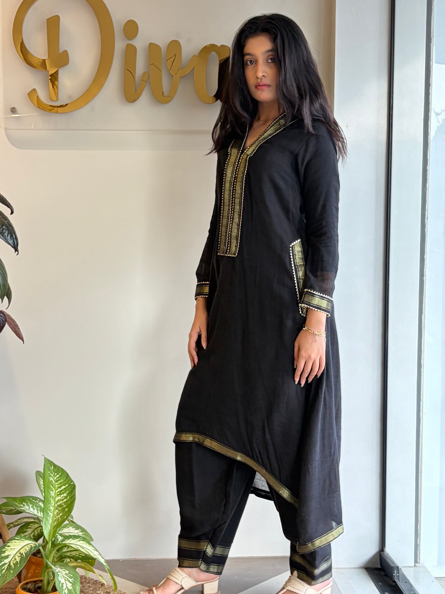 Swarna Noir Dhoti Linen Set
