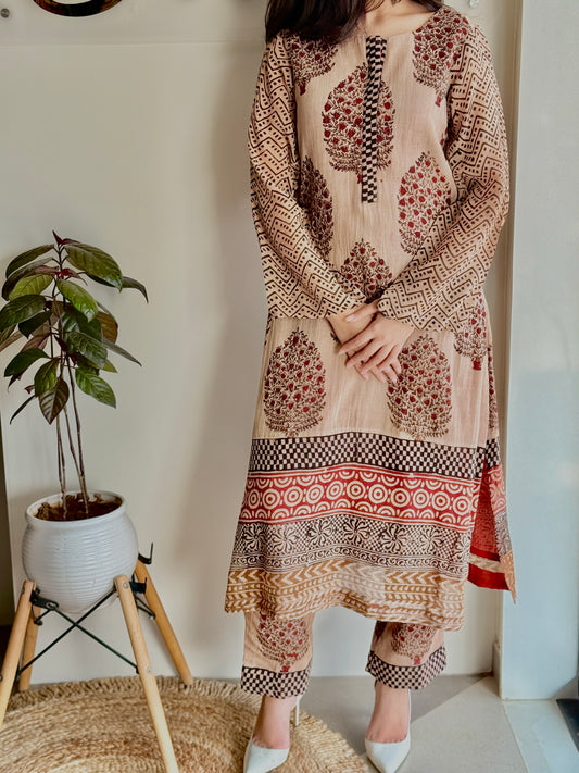 Butti Blossom Linen Set