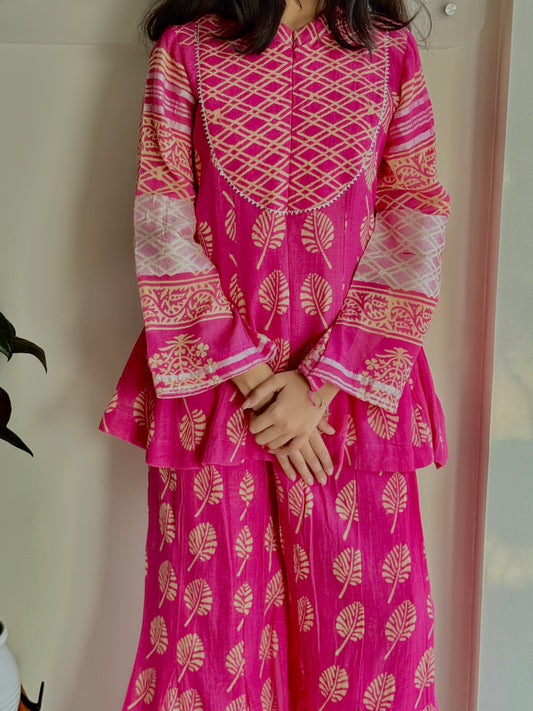 Pavitra Leaf Pure Linen Bell-Sleeve Top & Palazzo Set