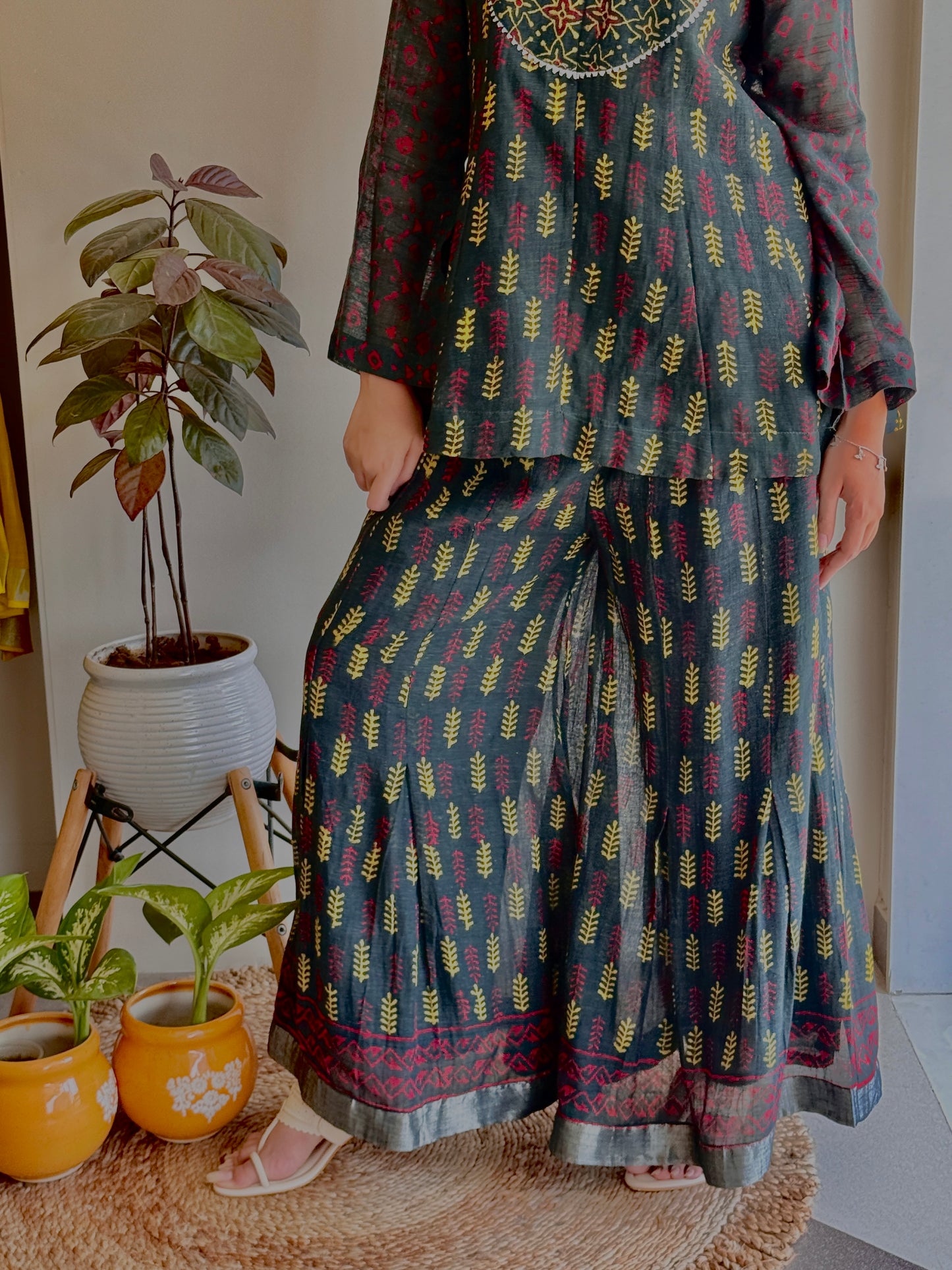 Aureya – Pure Linen Bell-Sleeve Top & Palazzo Set